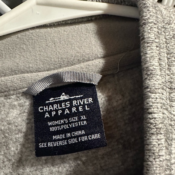 cTm embroidered Charles River (all 3 items) - Picture 3 of 5